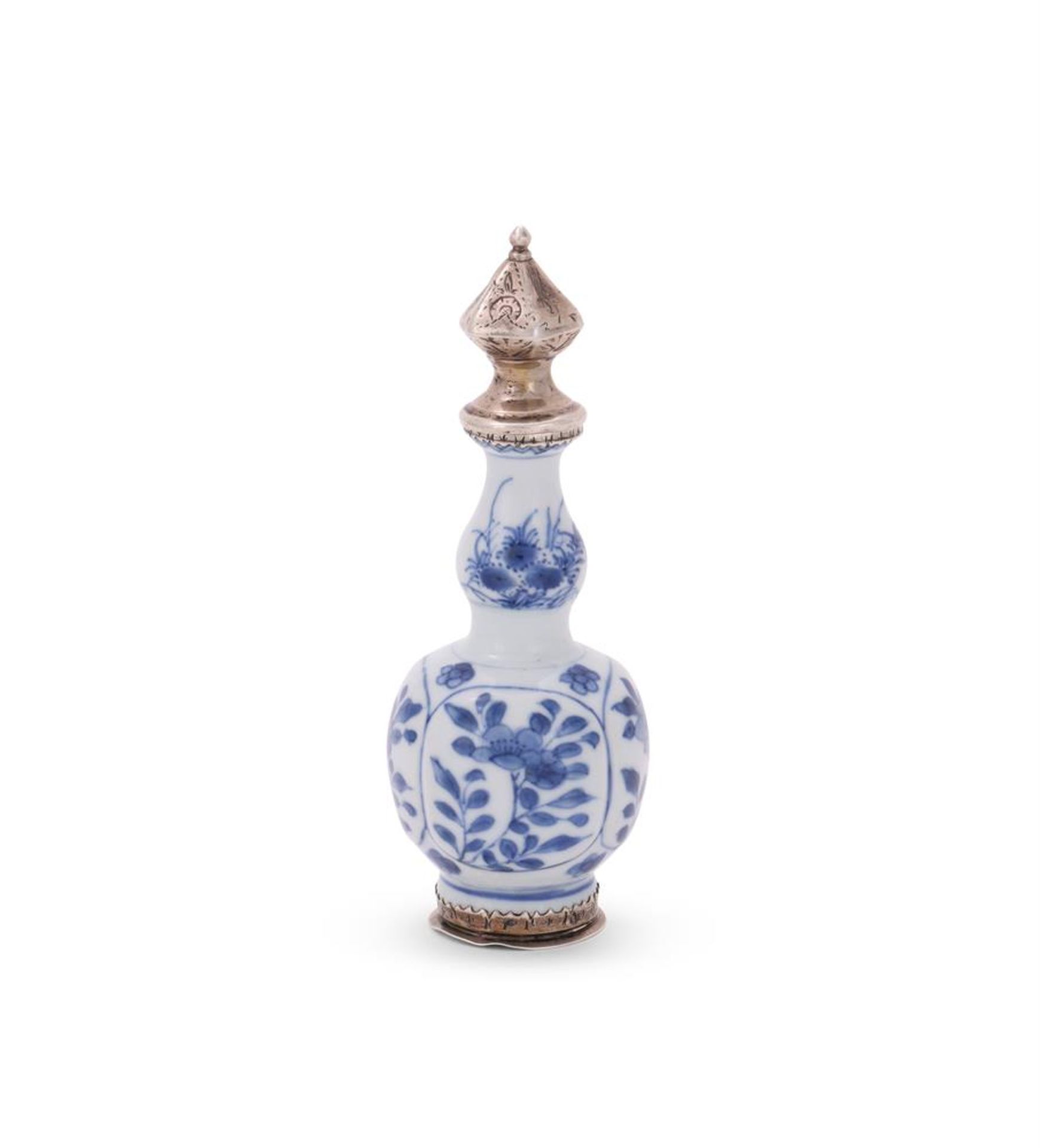 A small Chinese blue and white vase - Bild 2 aus 3