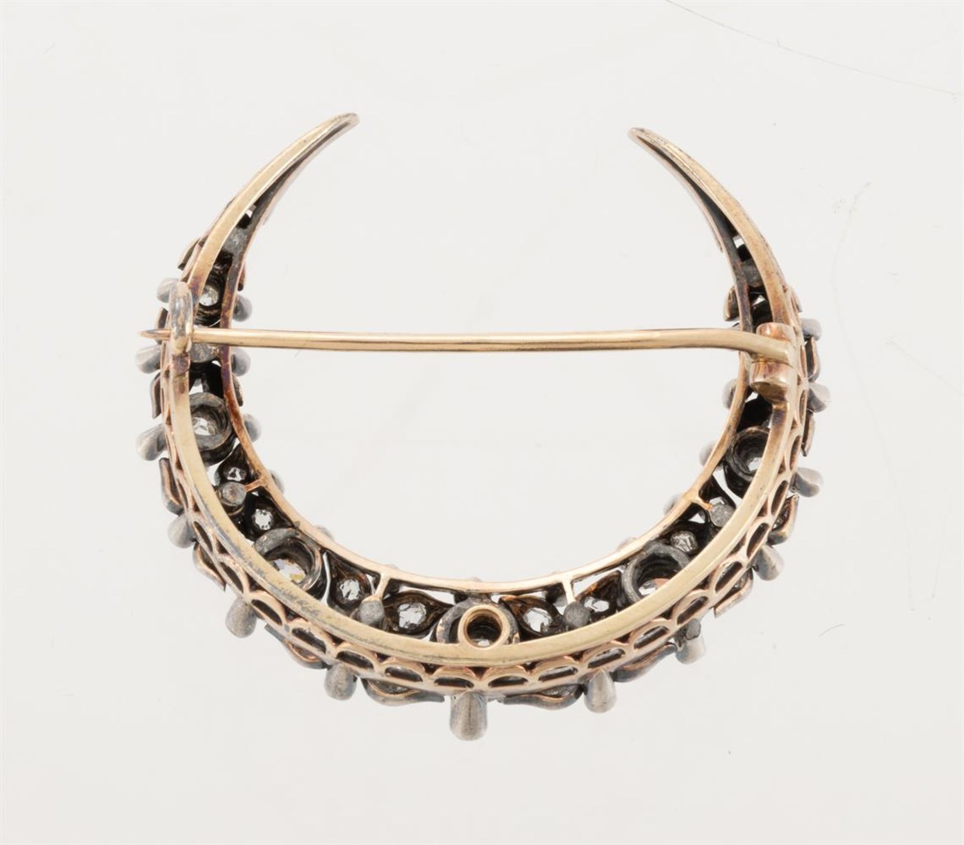 A LATE 19TH CENTURY DIAMOND FLORAL CRESCENT BROOCH, CIRCA 1890 - Image 2 of 2