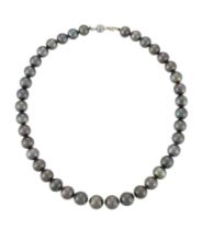 A TAHITIAN CULTURED PEARL NECKLACE