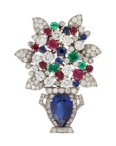 A MID 20TH CENTURY MULTI GEM GIARDINETTO BROOCH