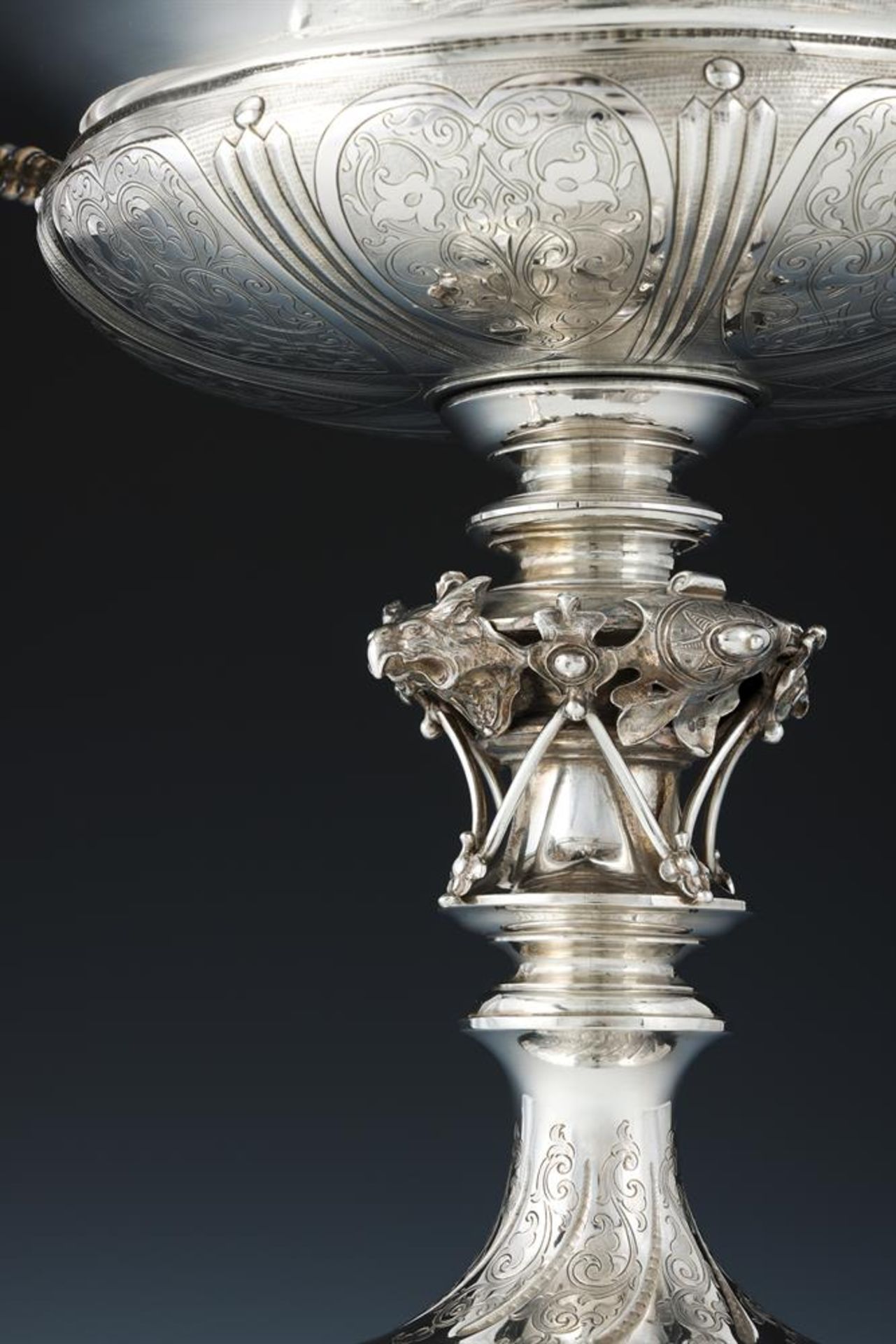 A VICTORIAN SILVER PEDESTAL CUP - Image 2 of 3