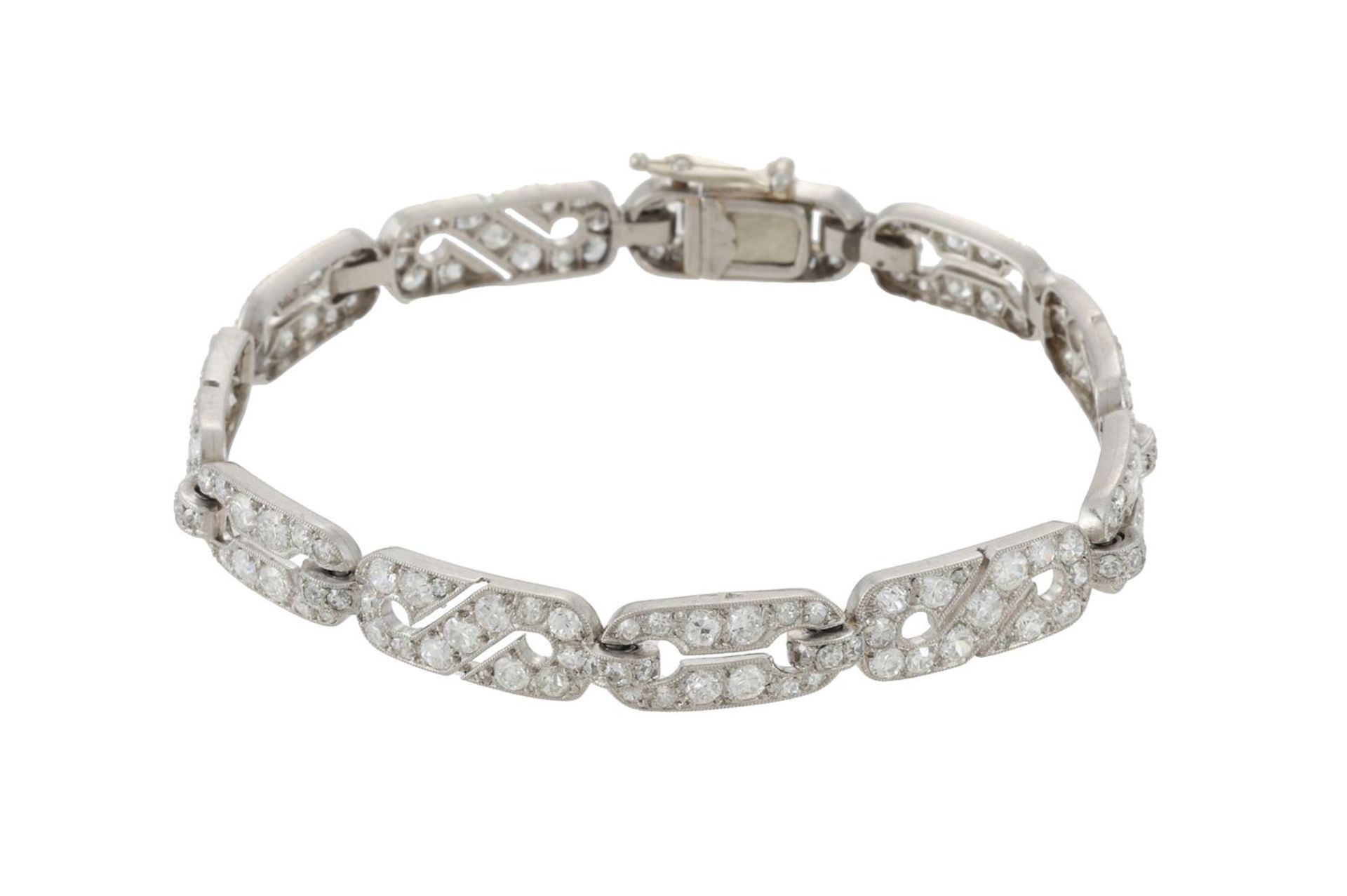 A FRENCH ART DECO DIAMOND BRACELET, CIRCA 1930 - Image 2 of 2