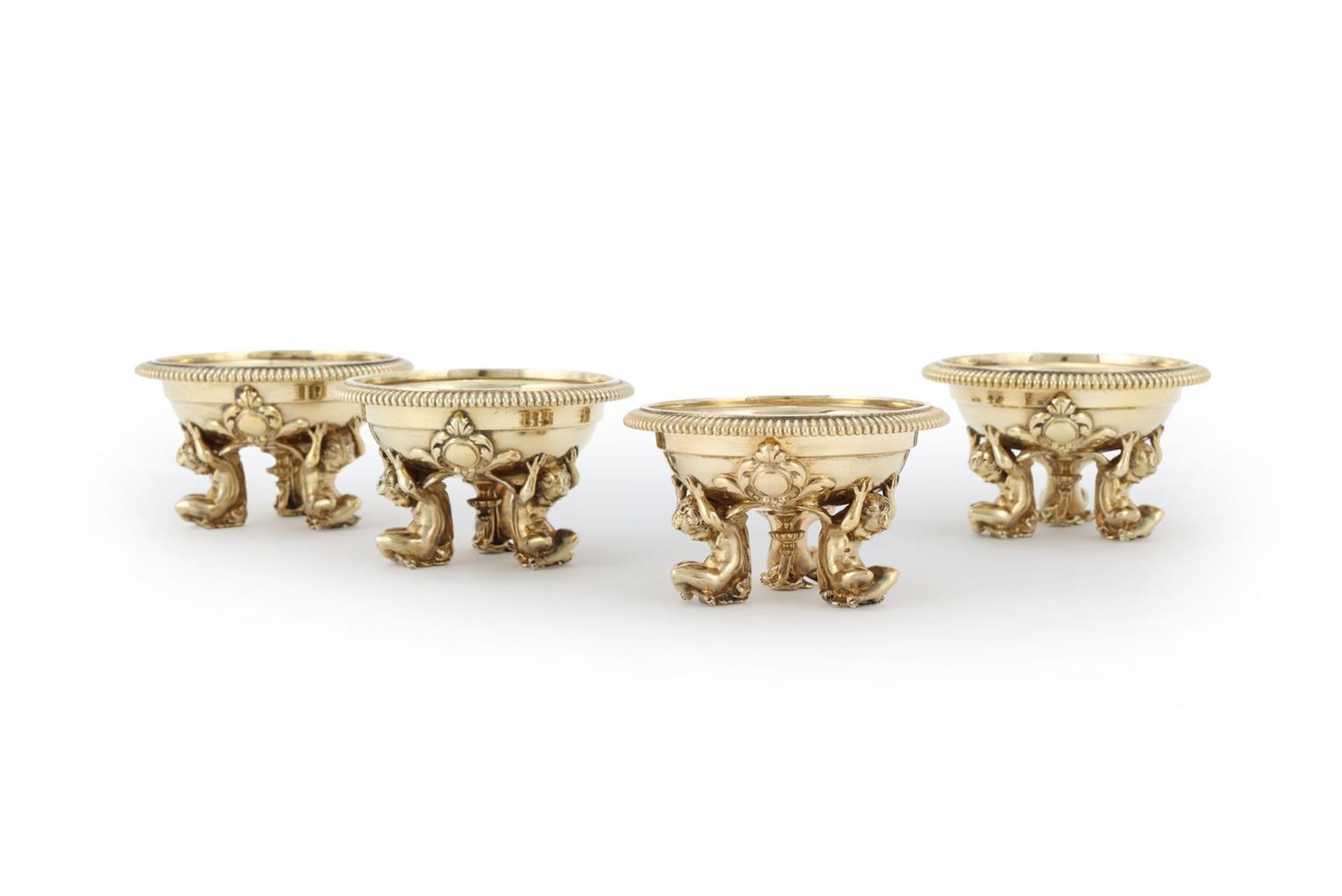 A SET OF FOUR 19TH CENTURY FRENCH SILVER GILT SALT CELLARS - Image 2 of 4