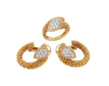 BOUCHERON, SERPENT BOHÈME, A DIAMOND AND GOLD COLOURED RING AND EAR CLIPS