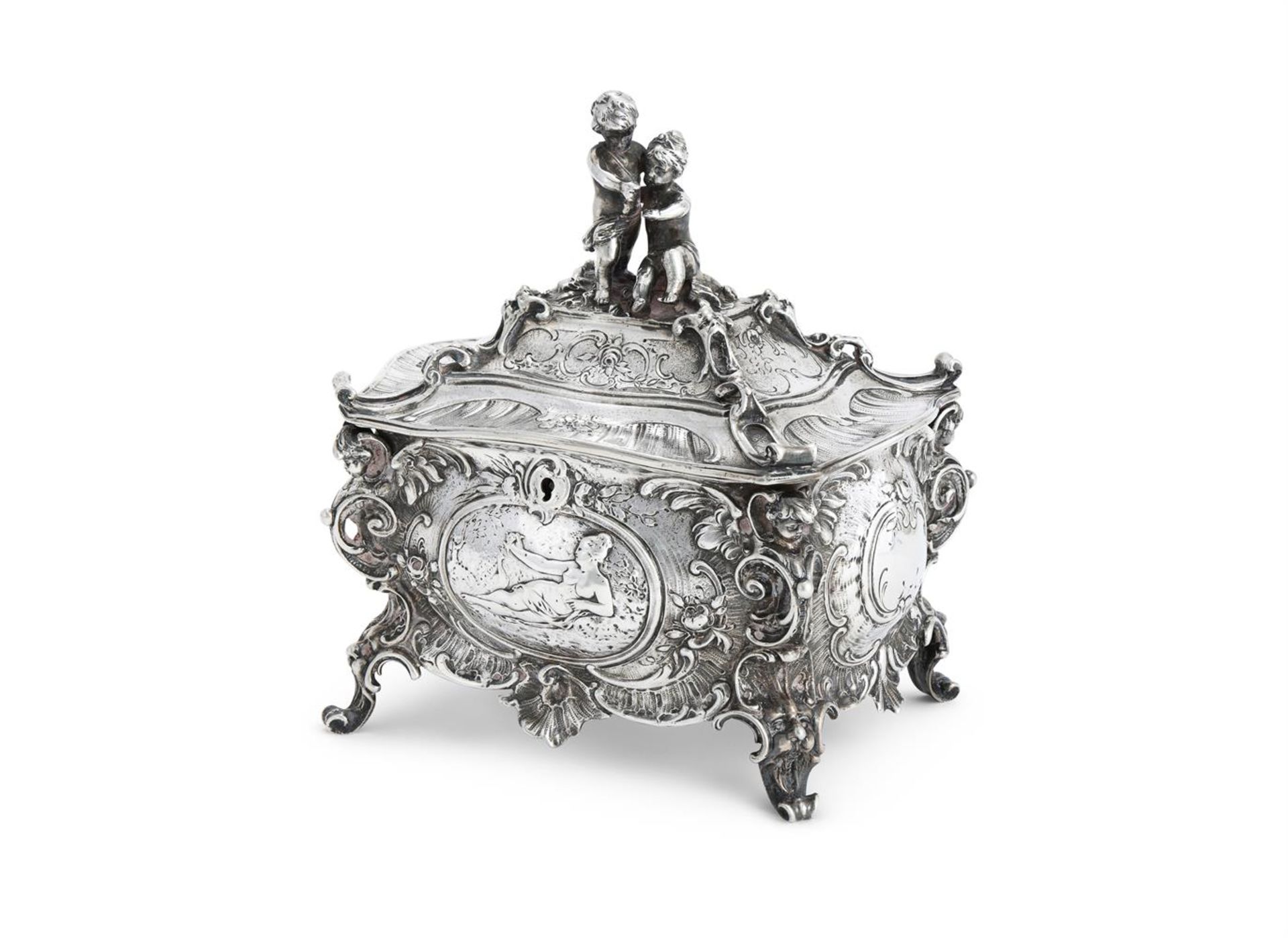 A GERMAN SILVER SHAPED OBLONG CASKET - Image 4 of 5