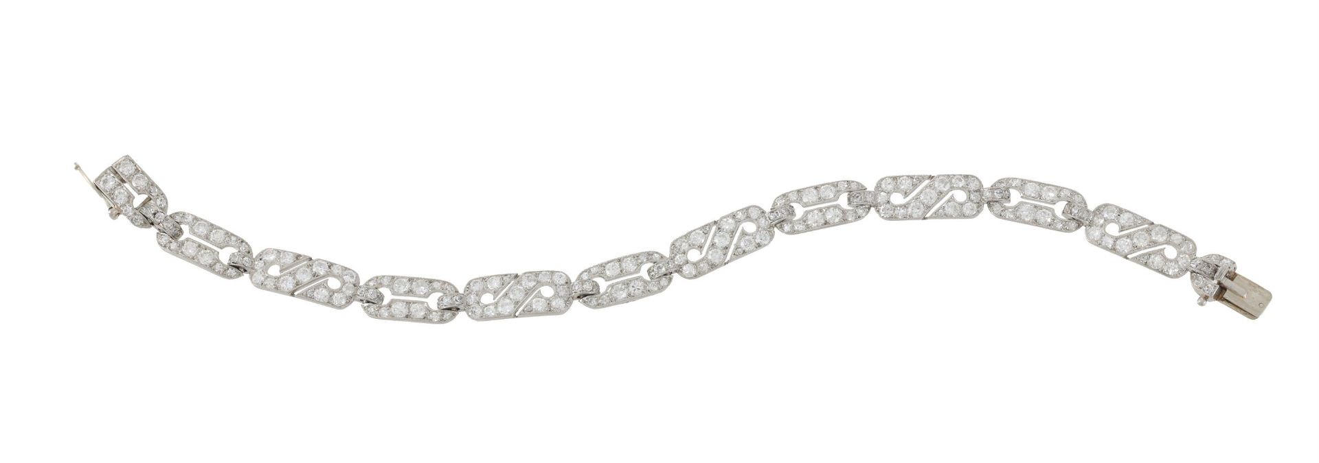 A FRENCH ART DECO DIAMOND BRACELET, CIRCA 1930