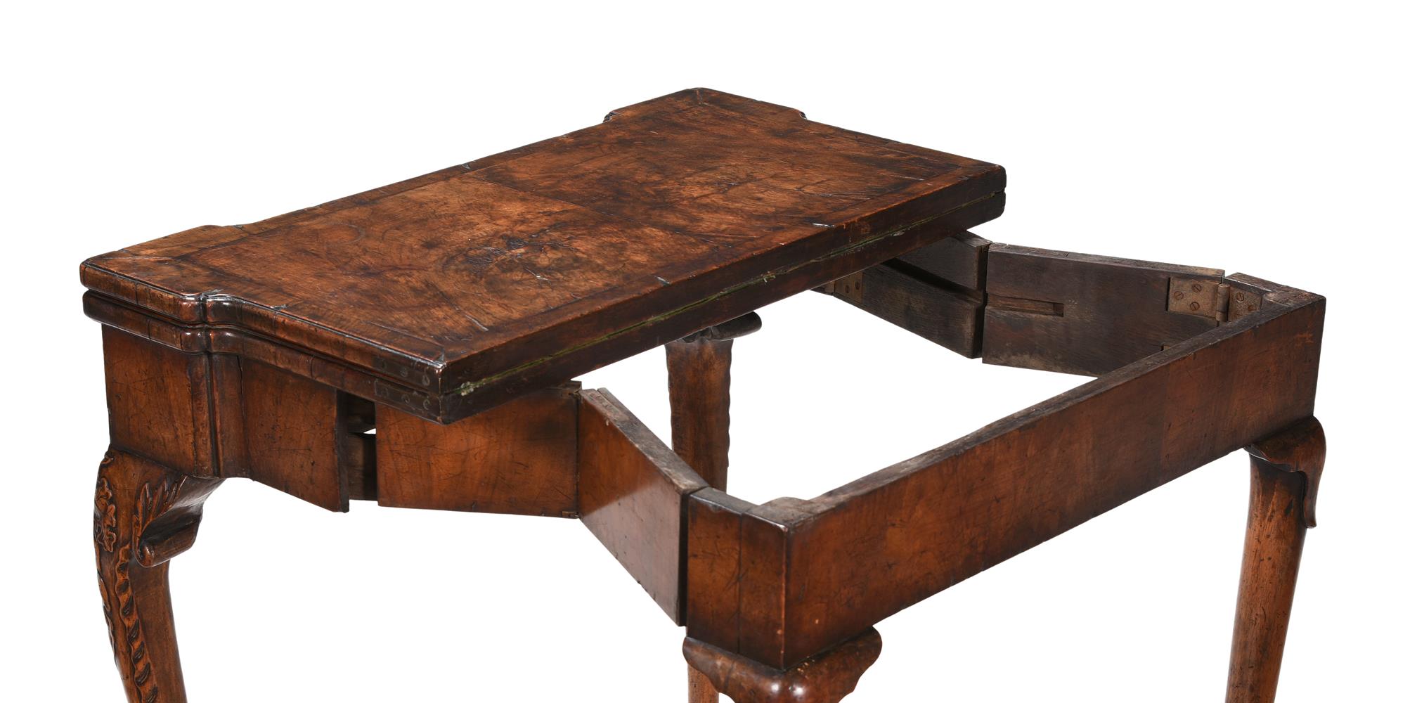 A GEORGE II WALNUT AND CROSSBANDED CONCERTINA ACTION CARD TABLE, MID 18TH CENTURY - Image 4 of 4