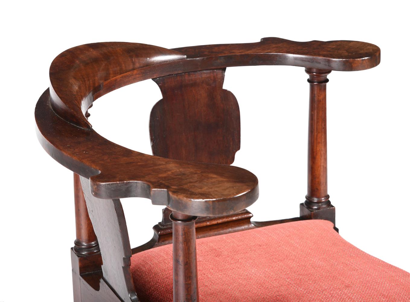 A GEORGE I WALNUT DESK OR READING CHAIR, CIRCA 1720 - Image 3 of 4