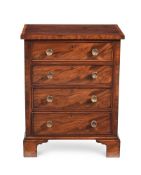 A REGENCY MAHOGANY AND CROSSBANDED CHEST OF DRAWERS, CIRCA 1815