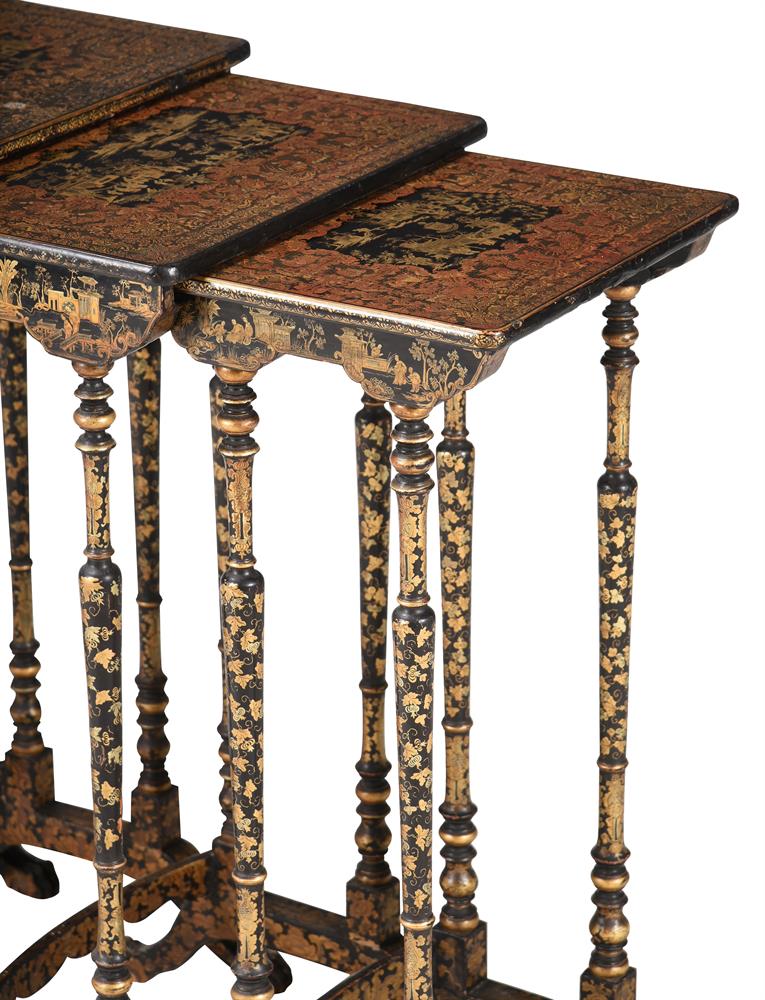 A SET OF FOUR CHINESE EXPORT BLACK AND GILT LACQUER QUARTETTO TABLES, CIRCA 1820 - Image 4 of 5