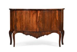 Y A GEORGE III ROSEWOOD AND MARQUETRY COMMODE, IN THE MANNER OF INCE & MAYHEW, CIRCA 1775