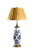 A CHINESE BLUE AND WHITE PORCELAIN AND GILT METAL MOUNTED TABLE LAMP, LATE 19TH OR 20TH CENTURY