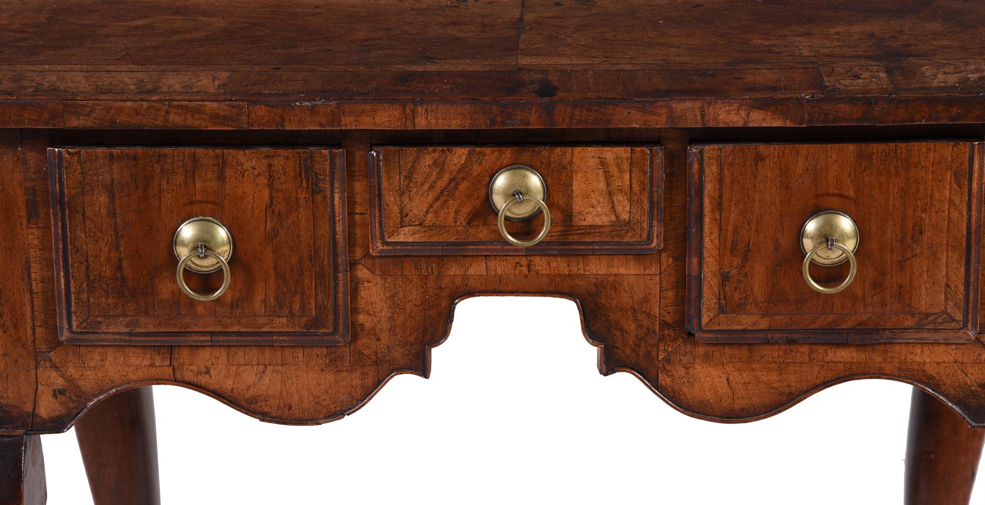 A GEORGE I WALNUT AND CROSSBANDED SIDE TABLE, CIRCA 1725 - Image 3 of 5