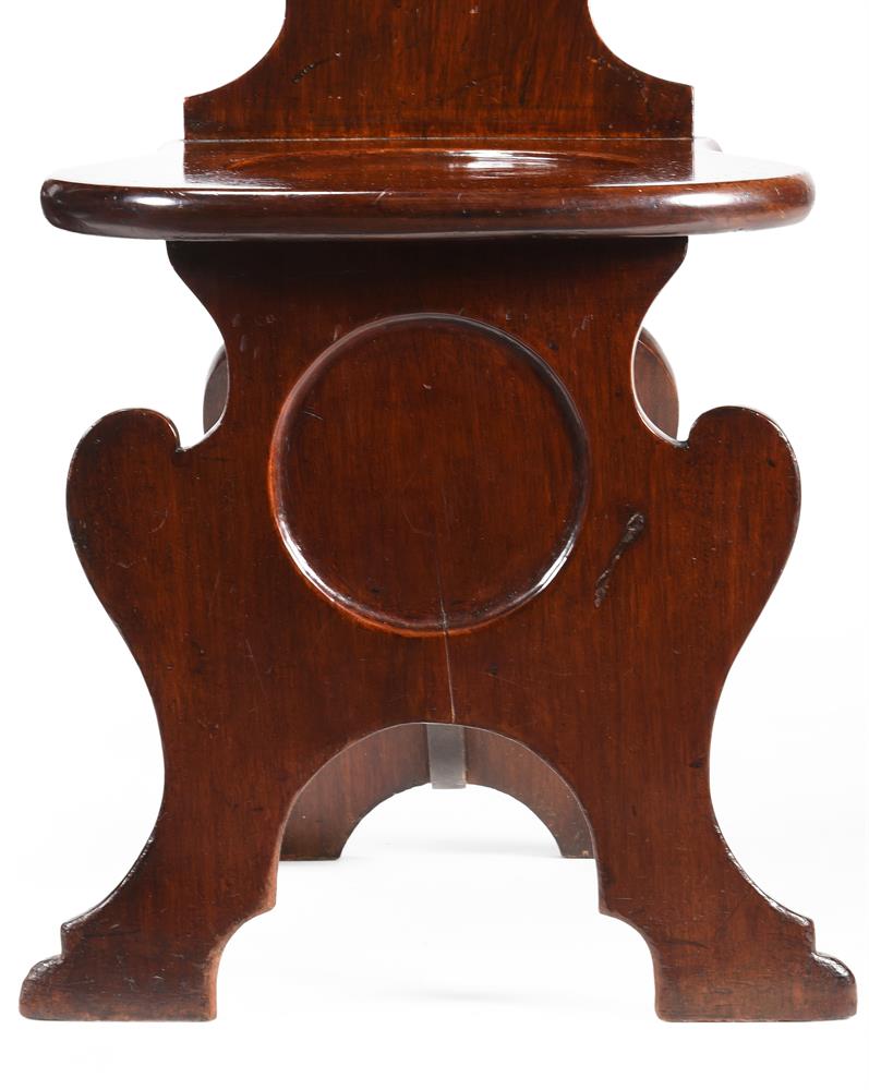 A SET OF FOUR GEORGE II SOLID MAHOGANY HALL CHAIRS, CIRCA 1750 - Image 4 of 4