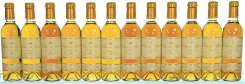 ß 2002 Chateau d'Yquem Premier Cru Superieur, Sauternes (Half Bottles) - In Bond