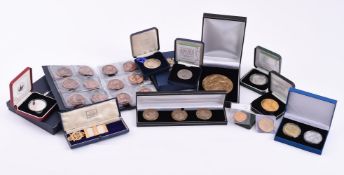 BRITISH AND WORLD MODERN COMMEMORATIVE MEDALS