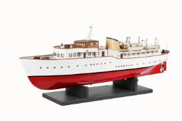 A FINE MODEL OF A LIVE STEAM YACHT