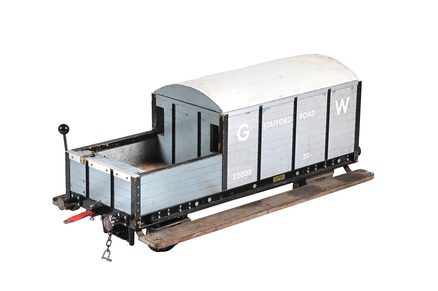 A WELL-ENGINEERED 7 1/4 INCH GAUGE GREAT WESTERN 'STAFFORD ROAD' 20 TON PLANKED DRIVERS WAGON