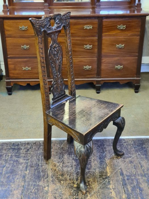 Carved oak Queen Ann legged hall chair - Image 3 of 3