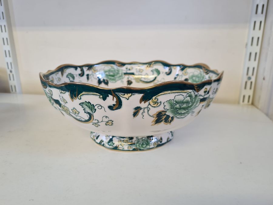 Large 26cm Masons Chartreuse bowl, Spode Italia bowl and an oriental blue/white bowl. - Image 2 of 6