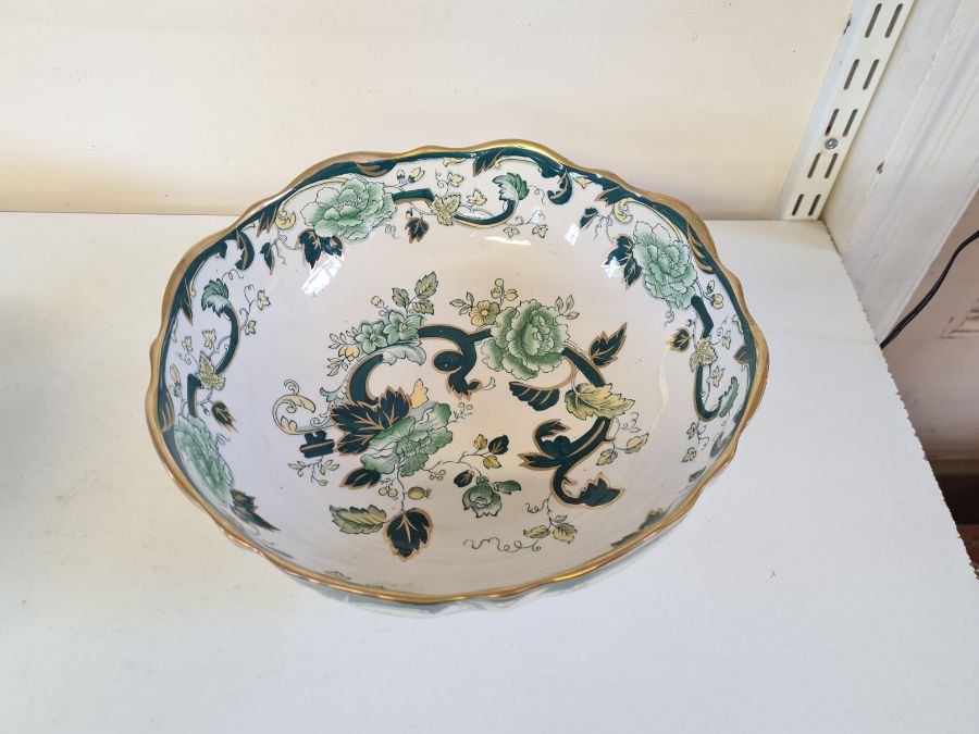 Large 26cm Masons Chartreuse bowl, Spode Italia bowl and an oriental blue/white bowl. - Image 3 of 6