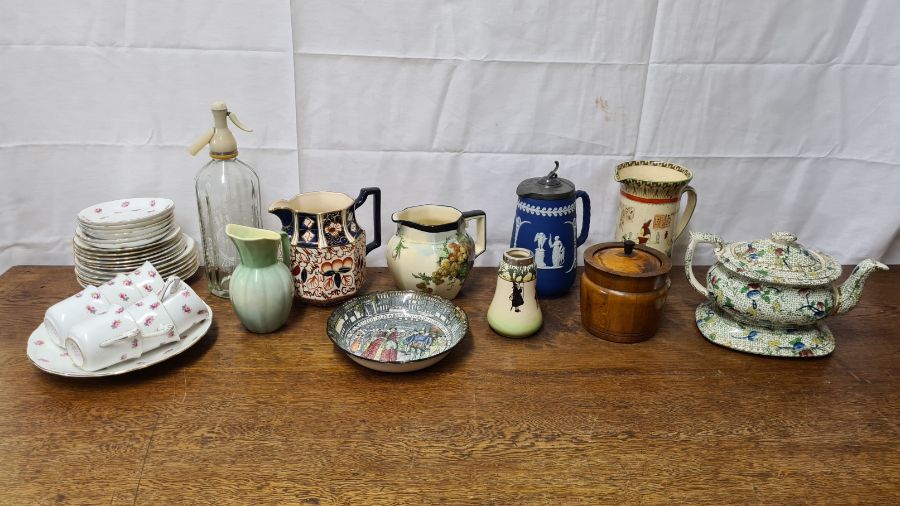 Doulton series ware, Wedgwood jug, teaset, etc.