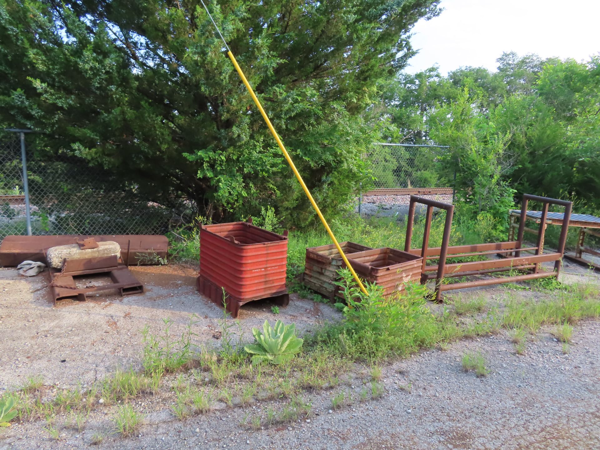 LOT MISC. TUBS & CRATES ALONG FENCE LINEBLDG: 1 - LOT MISC. TUBS & CRATES ALONG FENCE LINE - Image 2 of 2