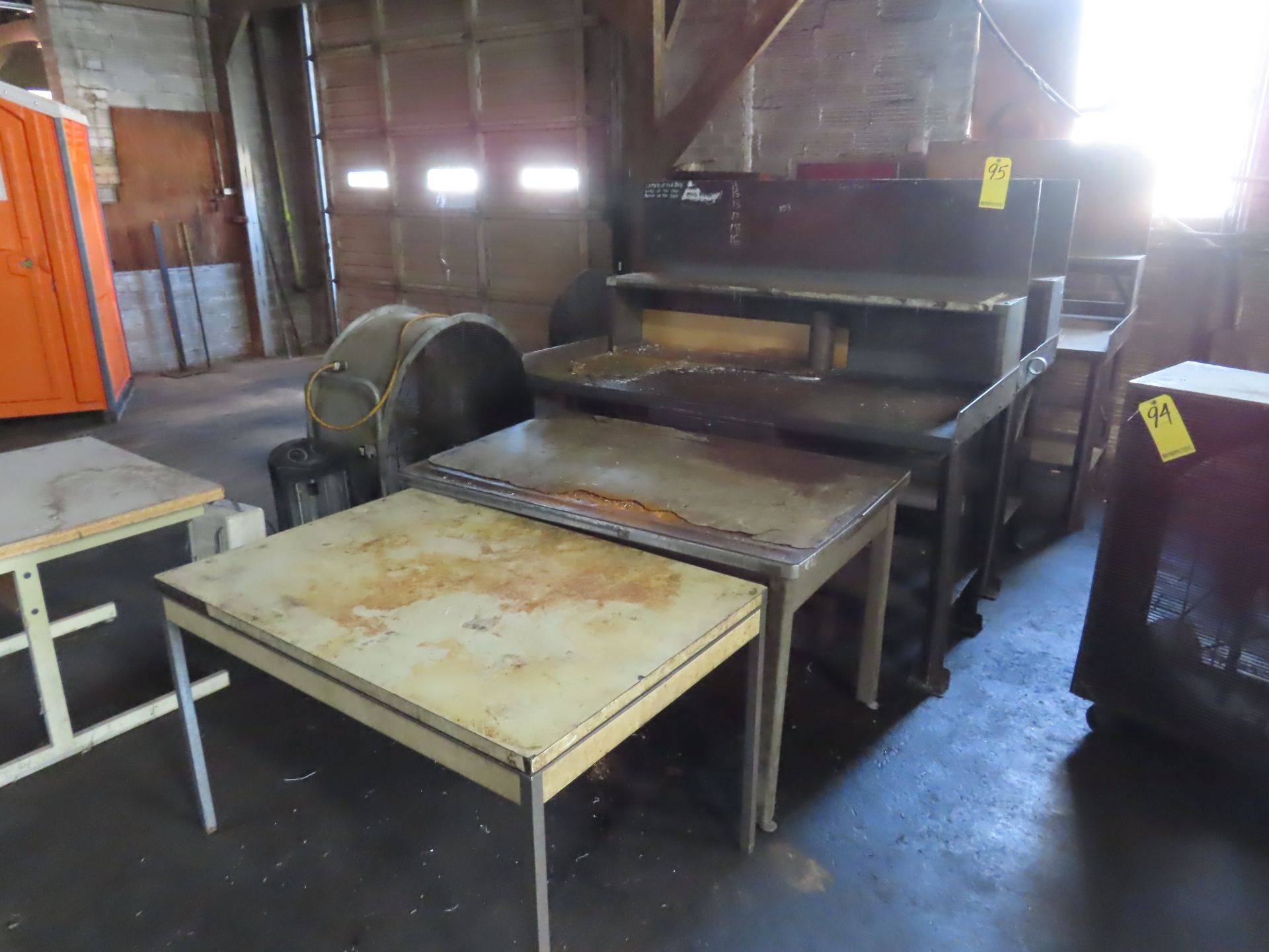 LOT WORK BENCHES & TABLESBLDG: 1 - LOT WORK BENCHES & TABLES - Image 2 of 2