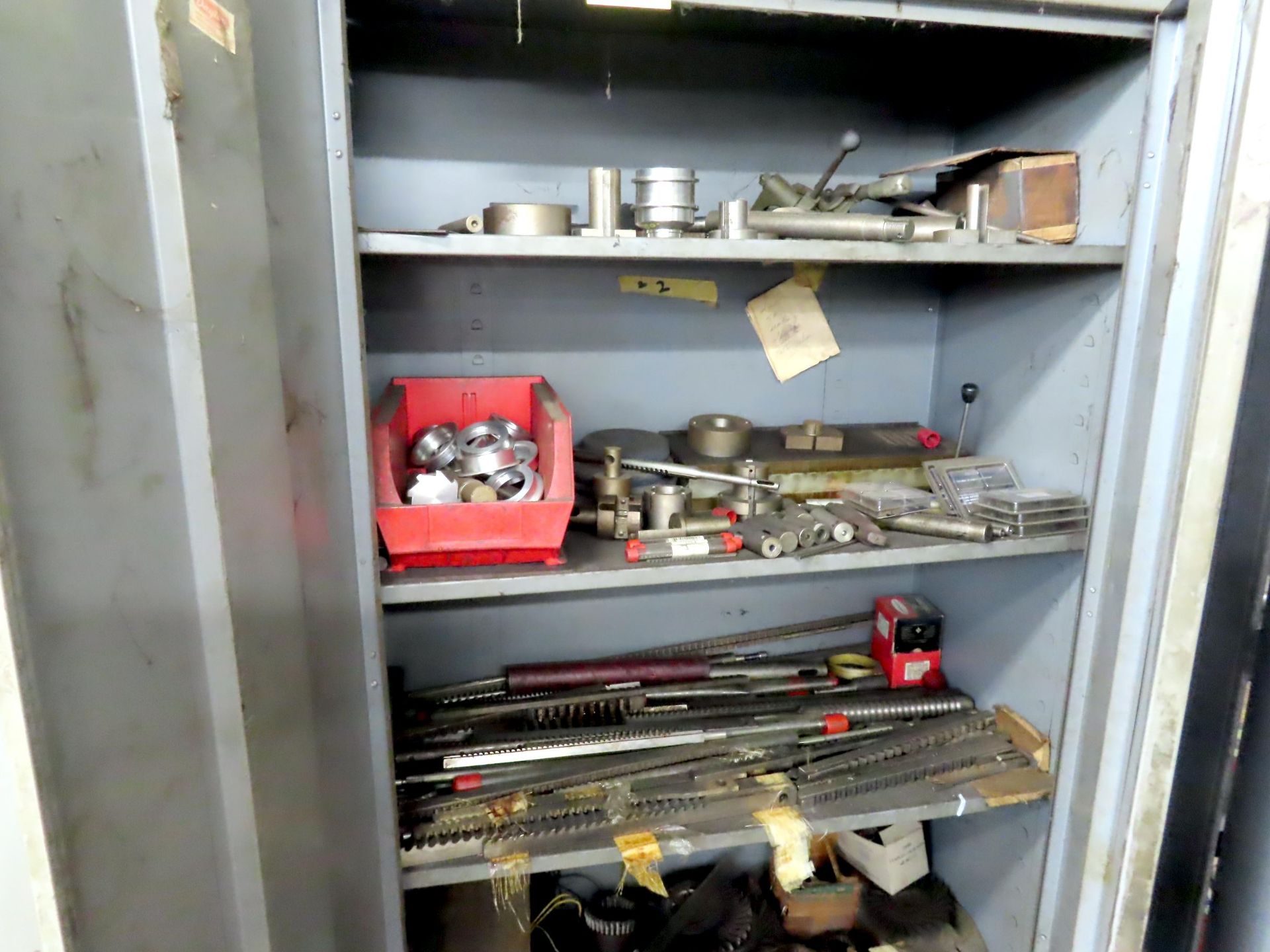 CABINET W/CONTENTS - LG. QTY. BROACHES, WIRE CUP WHEELS & MISC.BLDG: 1 - CABINET W/CONTENTS - LG. QT