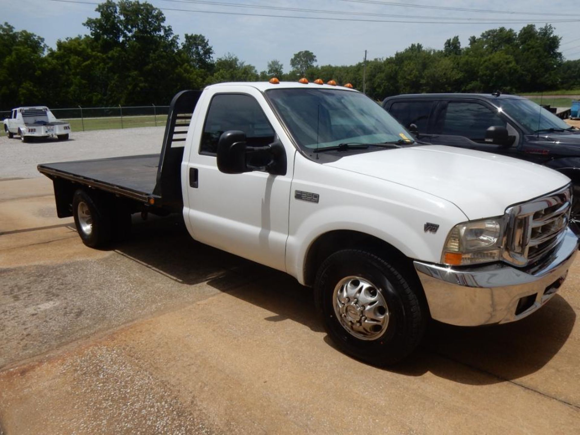 1999 FORD F350 1-TON FLATBED, VIN# 3FDWF36SXXMA38244, 207,550 MILES