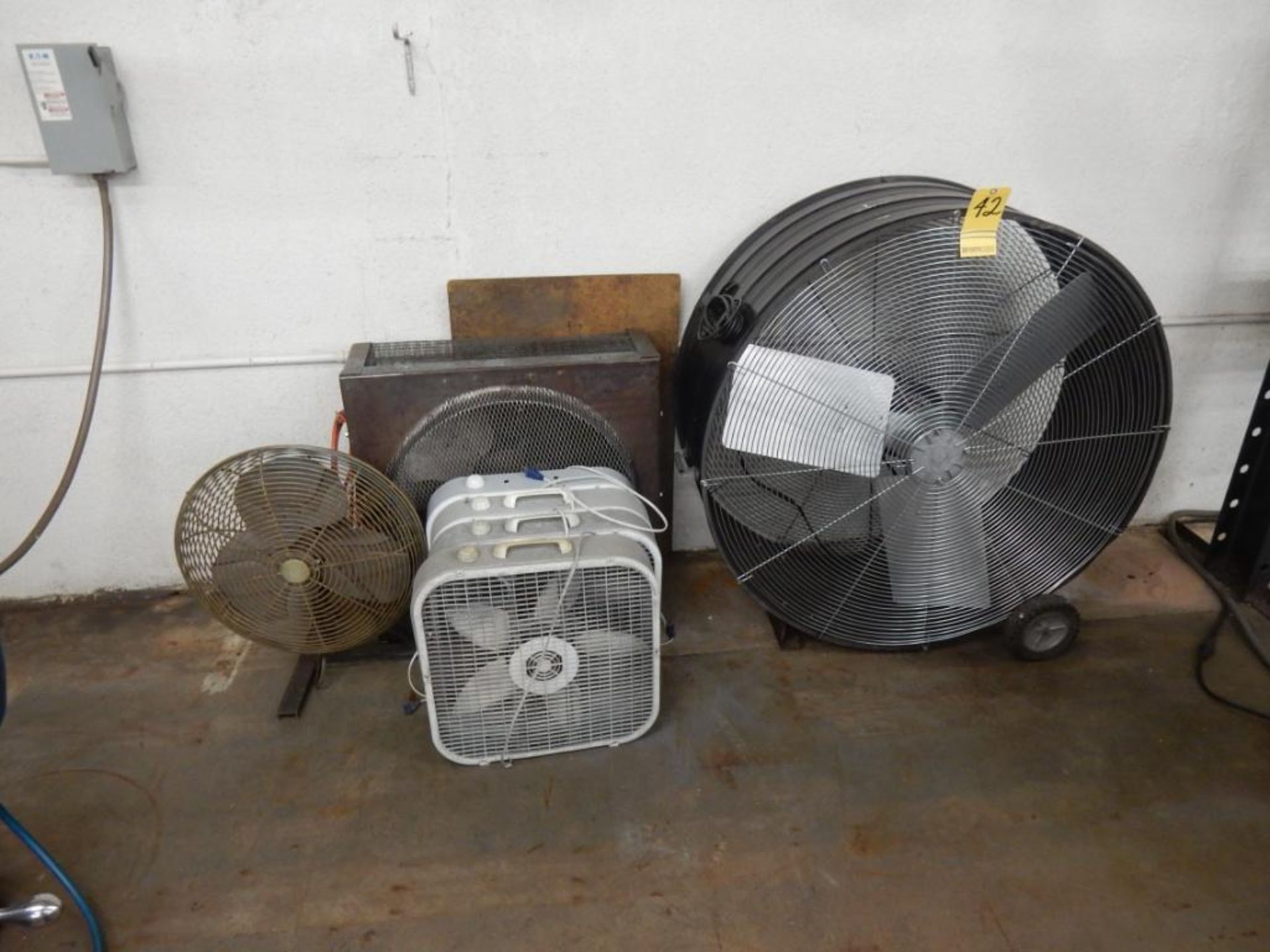 LOT SHOP FANS - 42" ROLLAROUND, (4) BOX FANS, EXHAUST FAN, PEDESTAL FAN