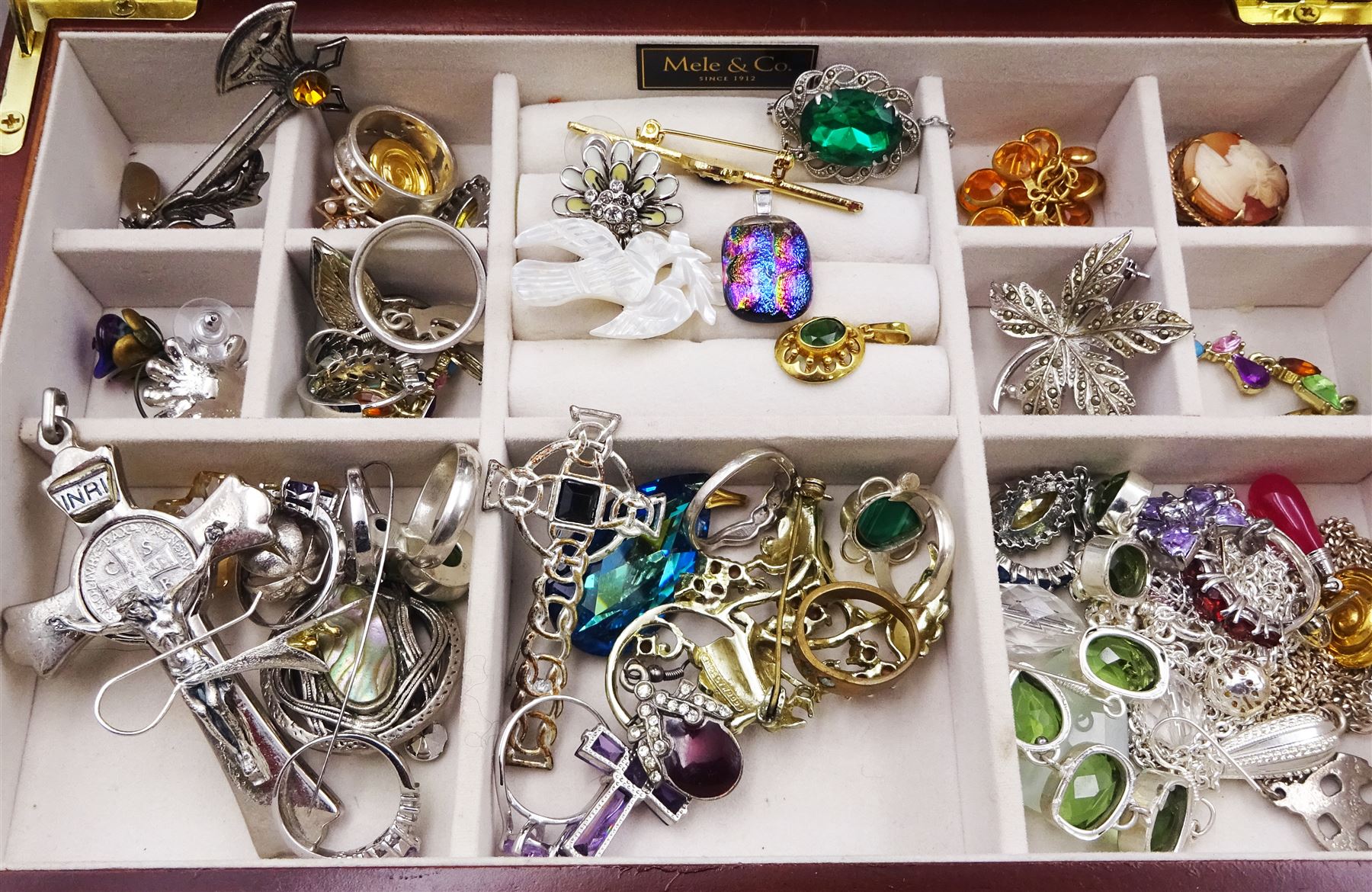 Collection of silver and costume jewellery including rings - Image 2 of 4