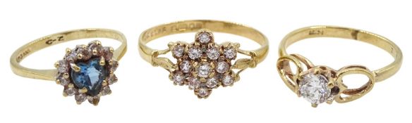 Gold cubic zirconia cluster ring