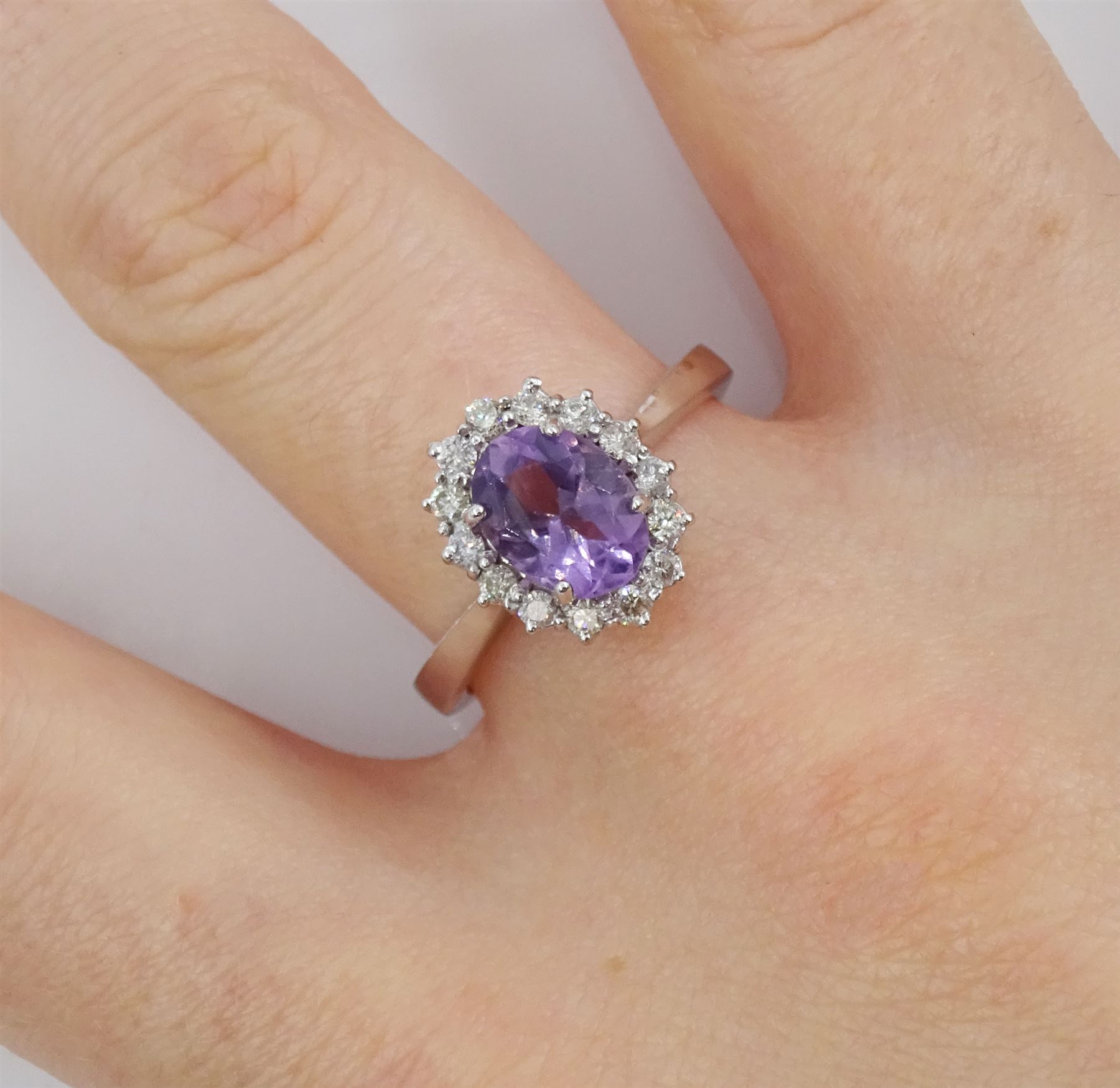 18ct white gold oval amethyst and round brilliant cut diamond cluster ring - Image 2 of 4