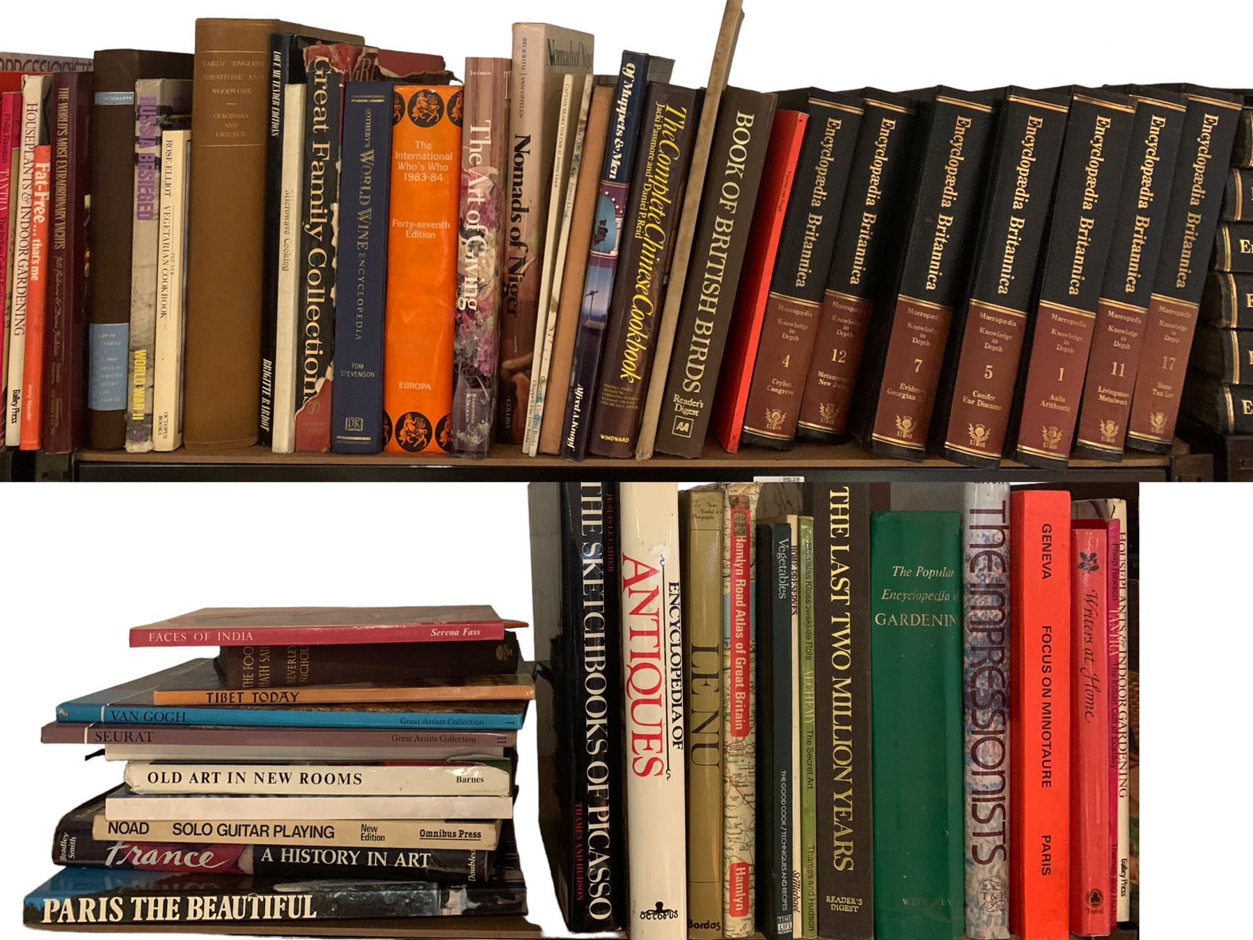 Quantity of assorted books including Encyclopaedia Britannica