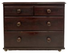 Victorian pine chest of drawers