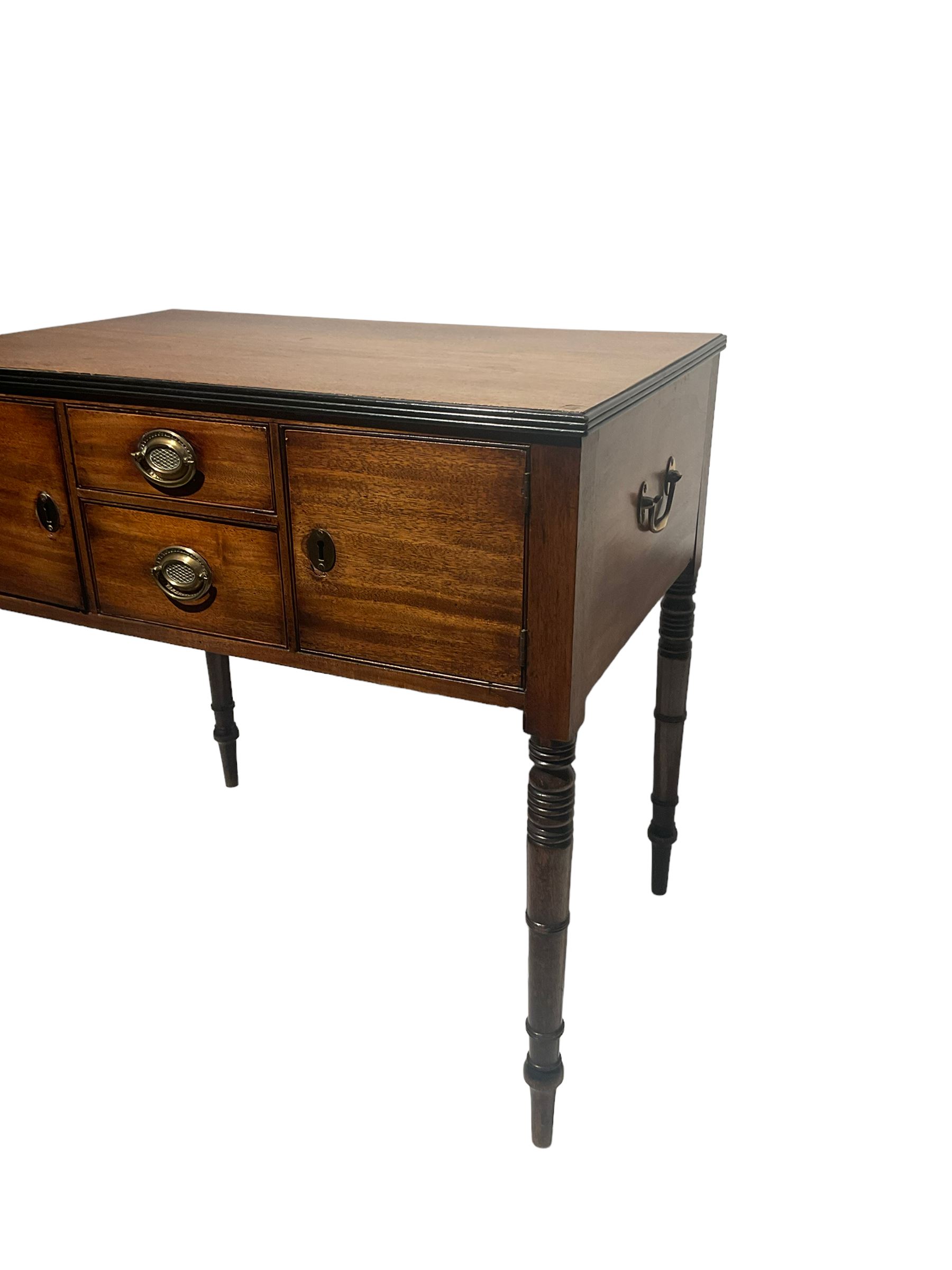 19th century mahogany side table - Image 3 of 5