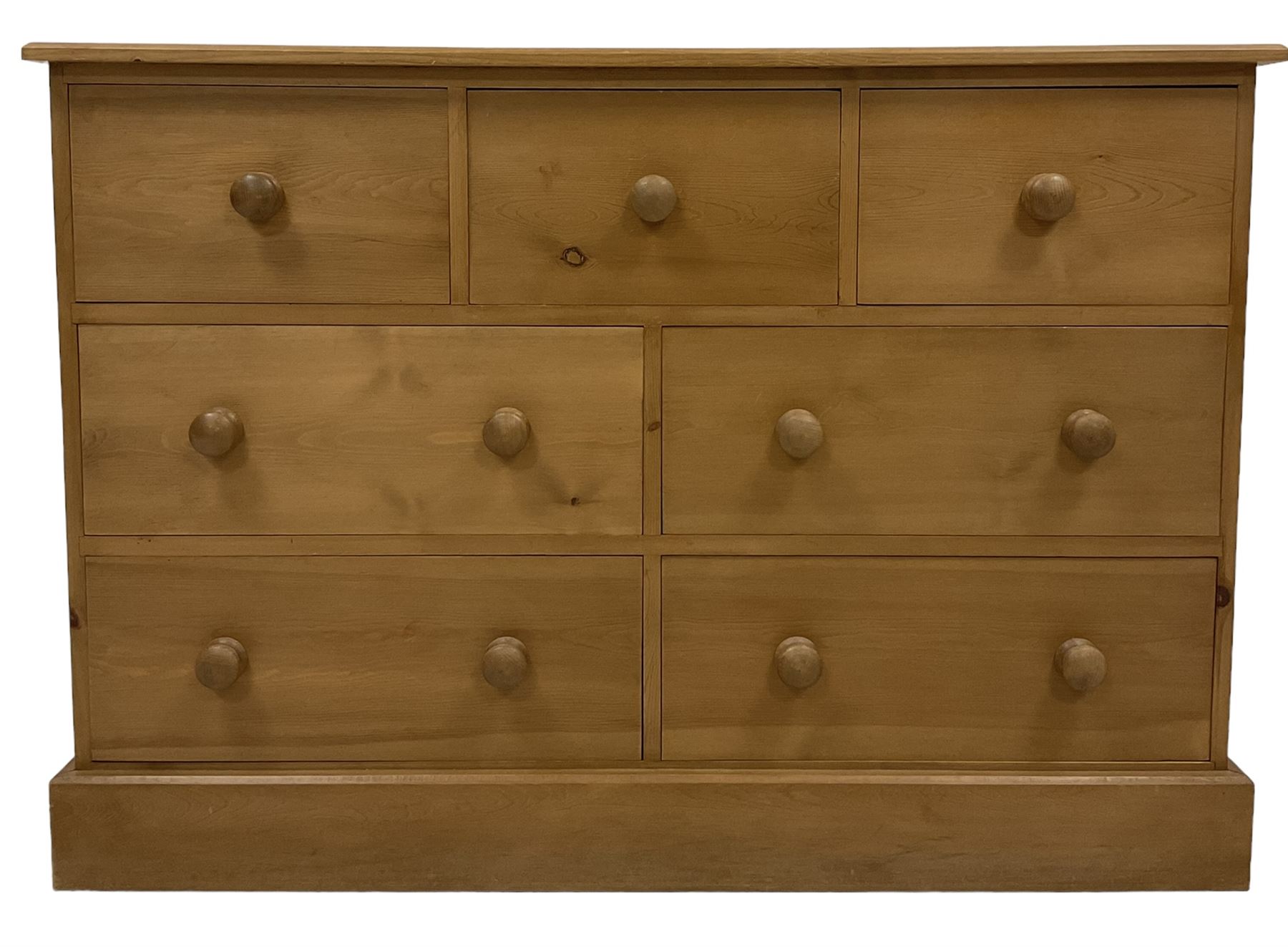 Pine multi-drawer chest