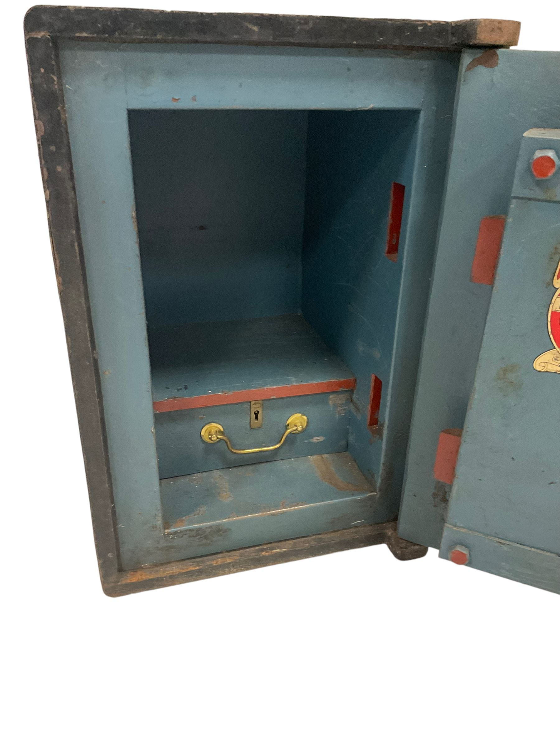 Morris & Rickus of Birmingham - Victorian safe with one hinged door - Image 5 of 5