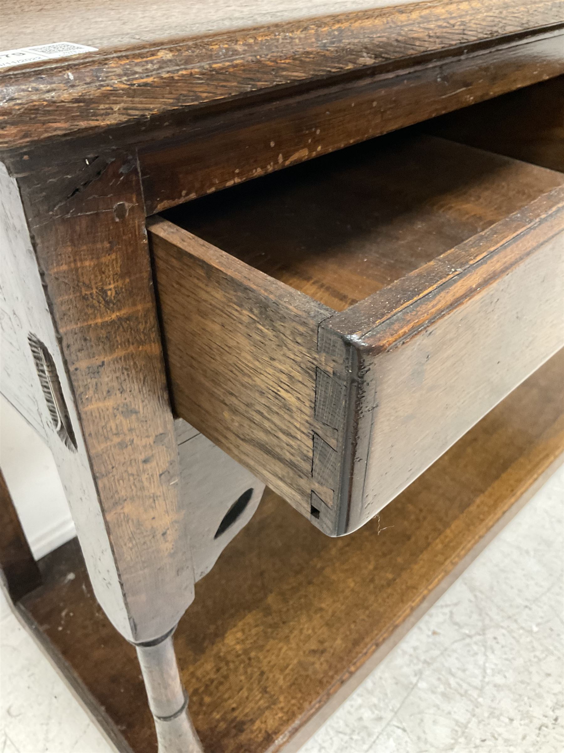 Georgian design oak dresser - Image 4 of 4