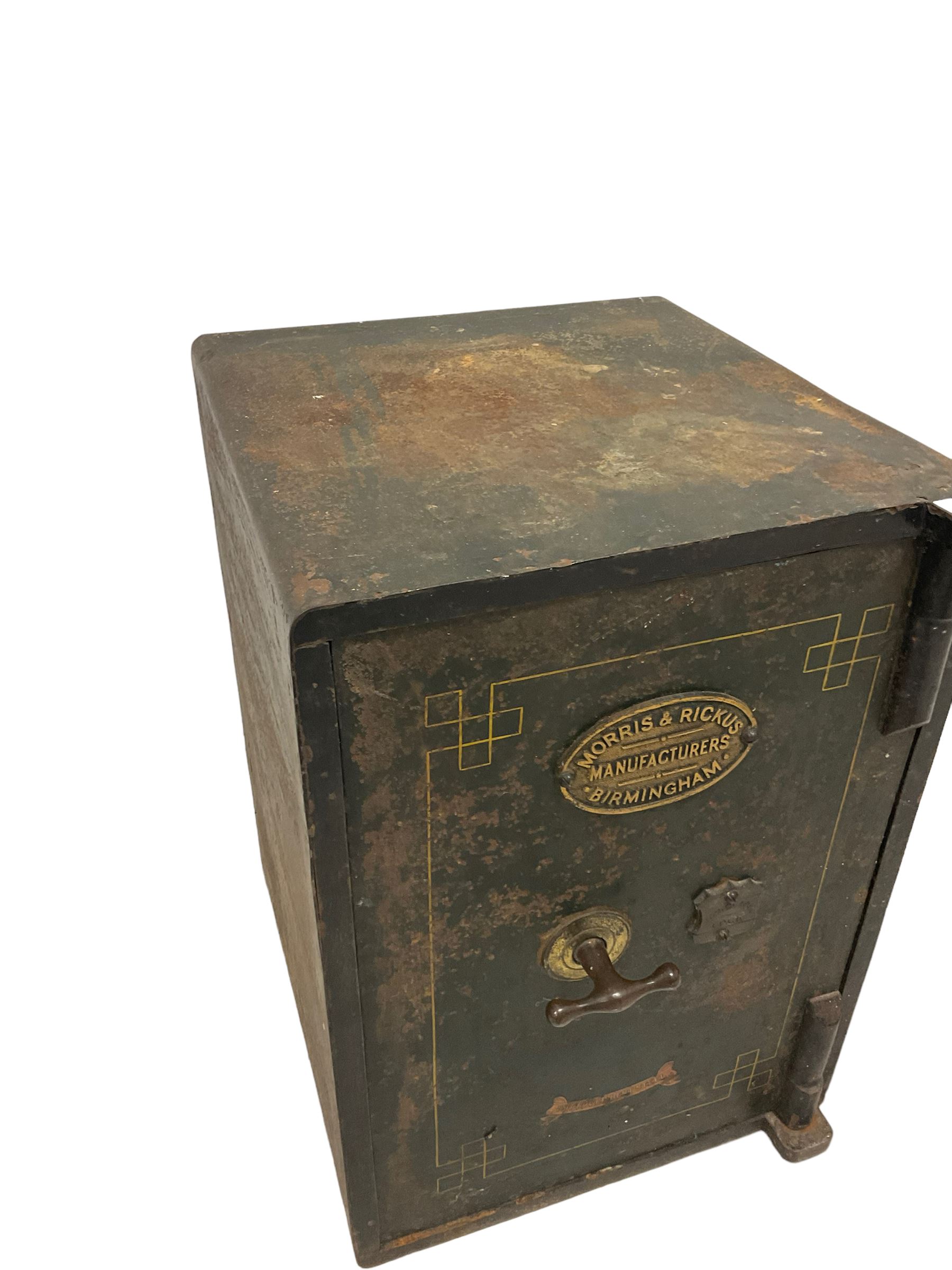 Morris & Rickus of Birmingham - Victorian safe with one hinged door - Image 3 of 5