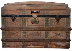 Sheffield Carriage & Harness Works Limited - late 19th/early 20th century dome top trunk
