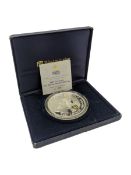 Queen Elizabeth II Bailiwick of Guernsey 1997 five ounce fine silver ten pound coin