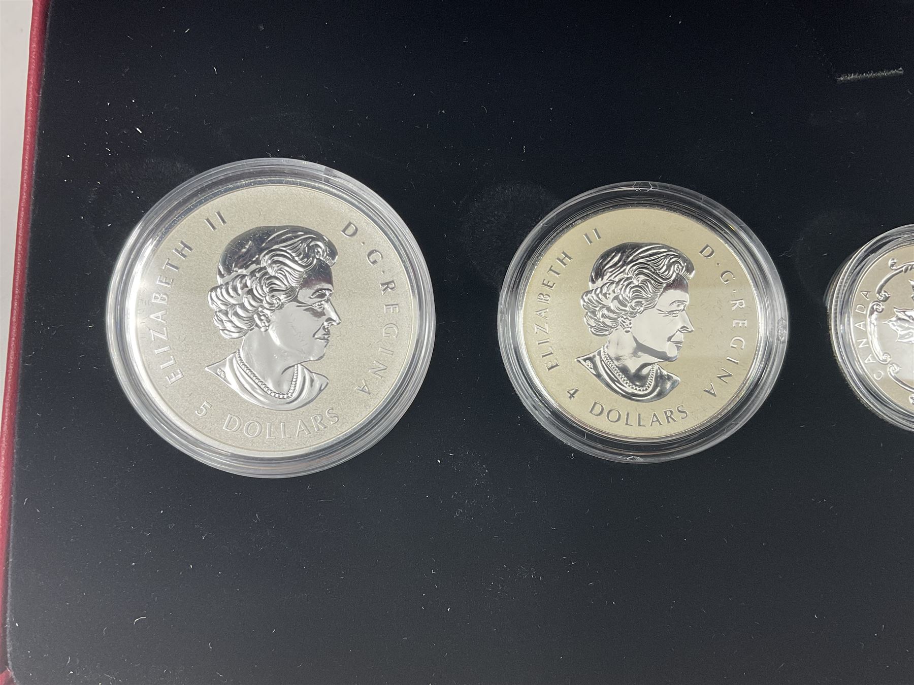 Royal Canadian Mint 2015 'The Maple Leaf' fine silver five coin fractional set - Image 3 of 7