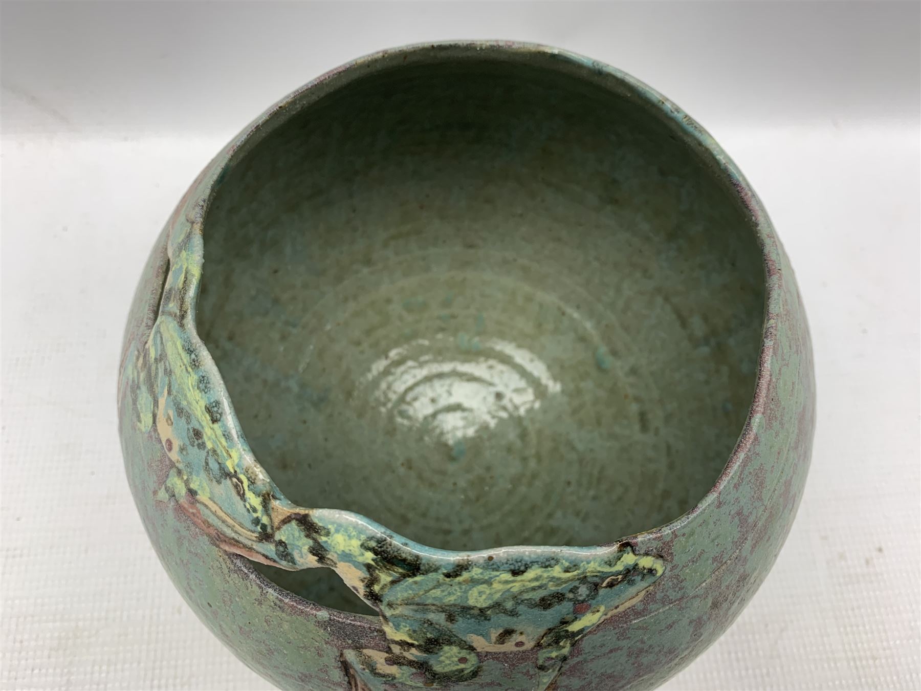 Roger Cockram (British 1947-): Studio Pottery 'Closed' bowl with incised frogs - Image 3 of 5