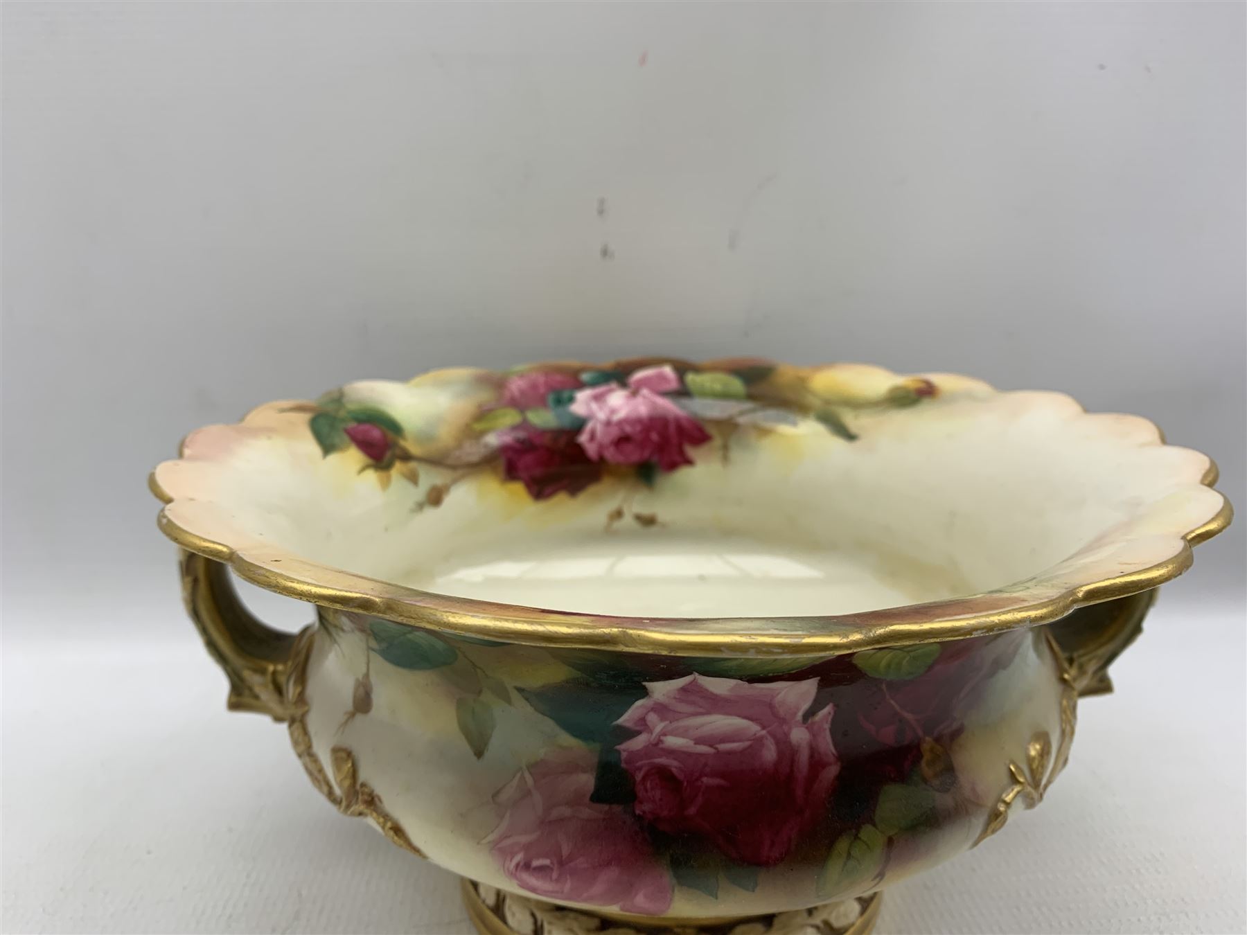 Early 20th century Royal Worcester twin handled footed bowl of squat baluster form with scalloped ri - Image 5 of 5