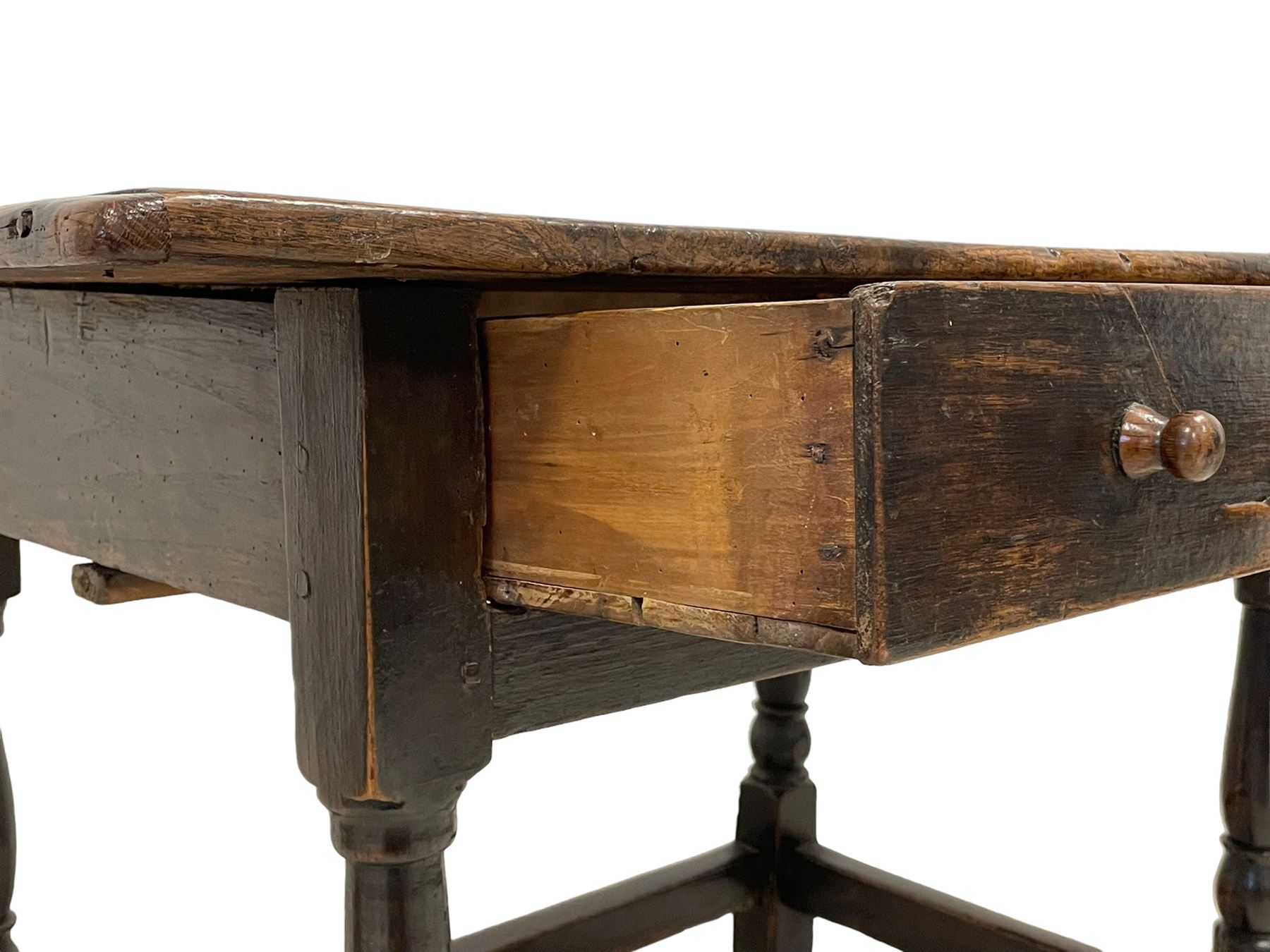 18th century oak side table - Image 6 of 7