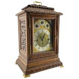 English - Edwardian oak 8-day bracket clock