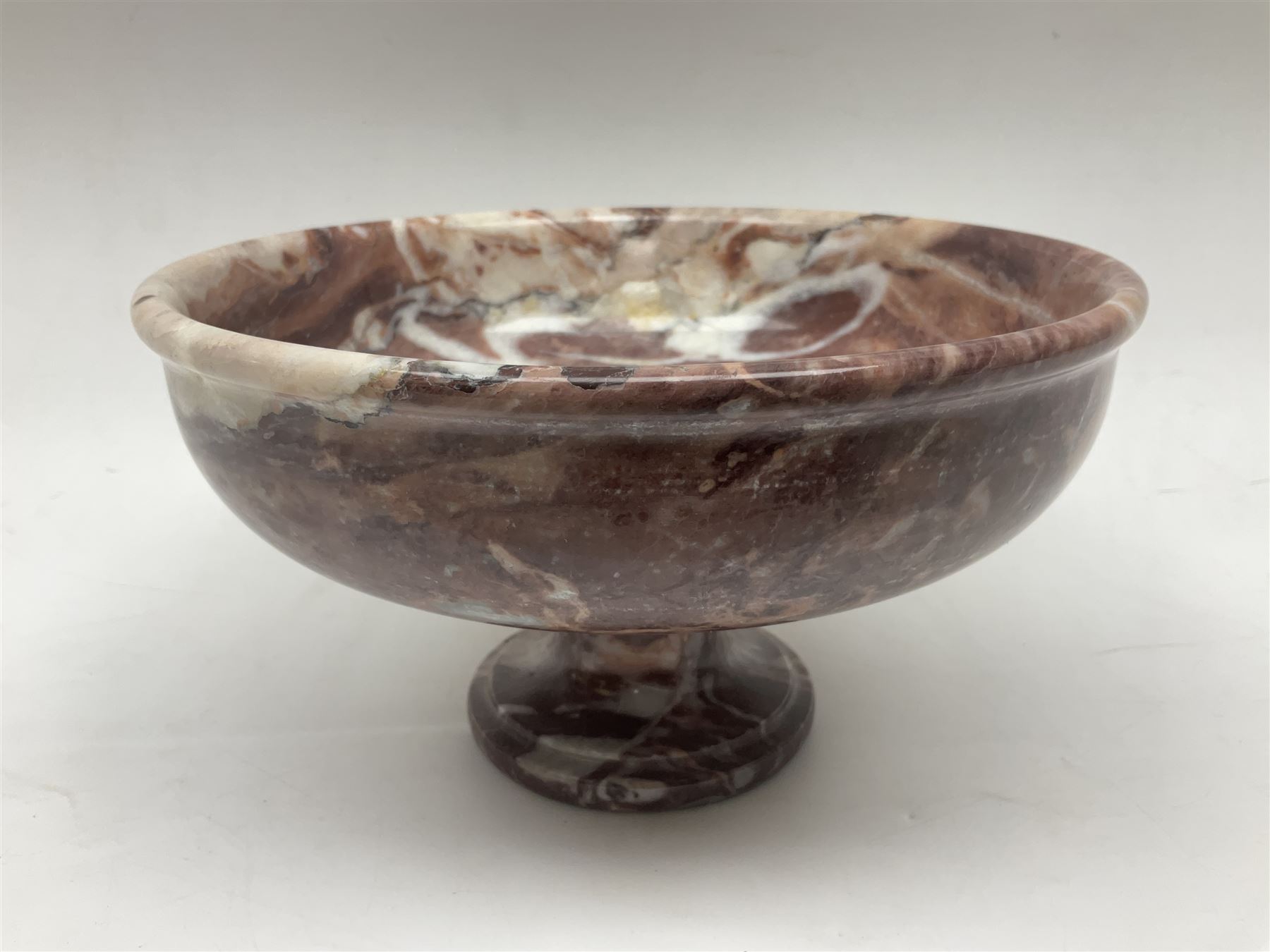 Pink veined marble bowl - Image 10 of 11