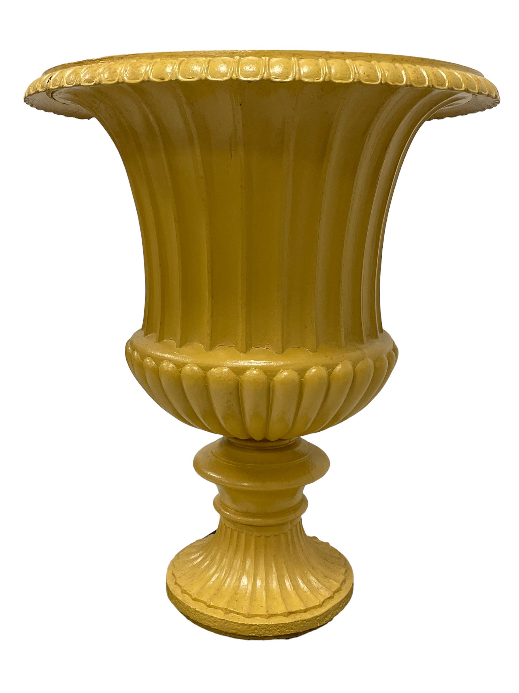 Campana shaped urn on pedestal - Image 6 of 10